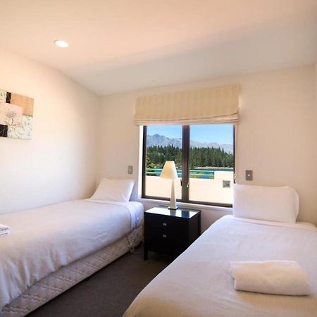 Lakefront Luxury Penthouse Central Queenstown Kültér fotó