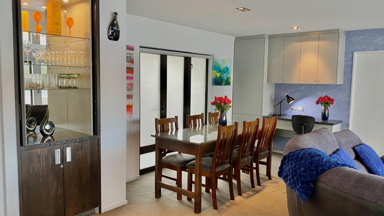 Lakefront Luxury Penthouse Central Queenstown Kültér fotó