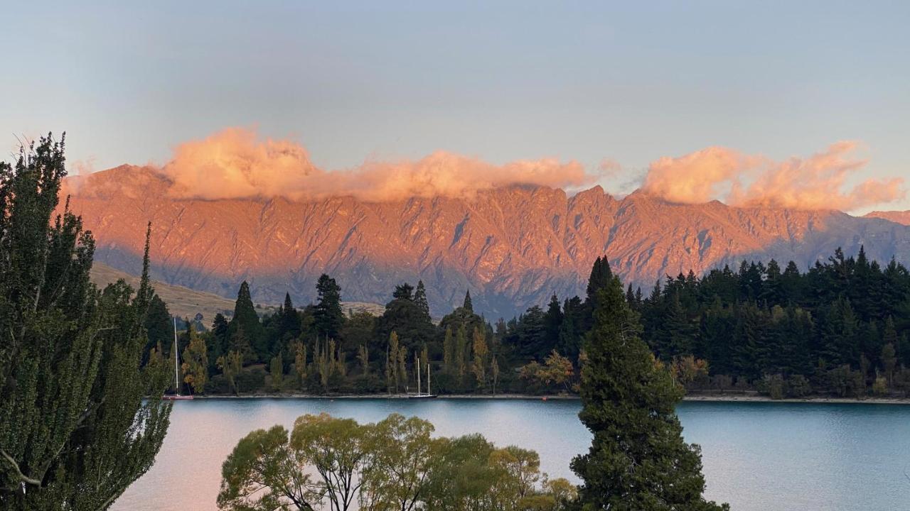 Lakefront Luxury Penthouse Central Queenstown Kültér fotó
